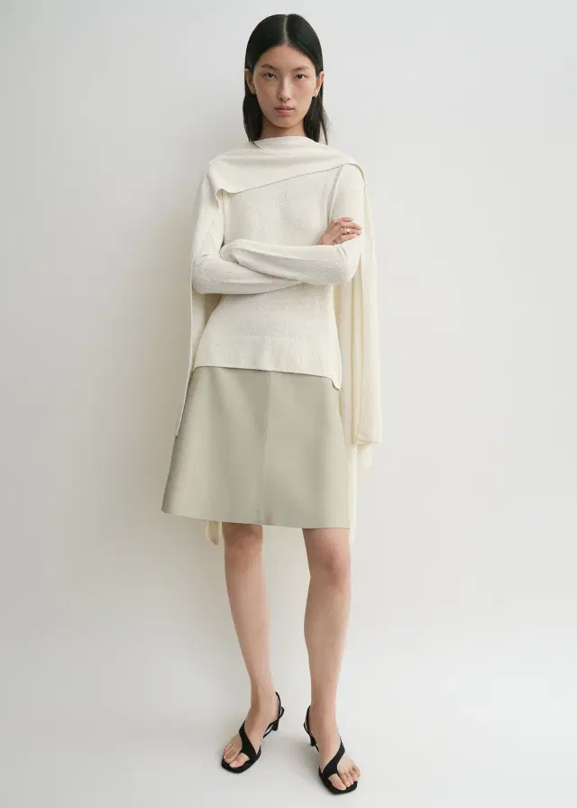 Alternative view of Cape knit ecru