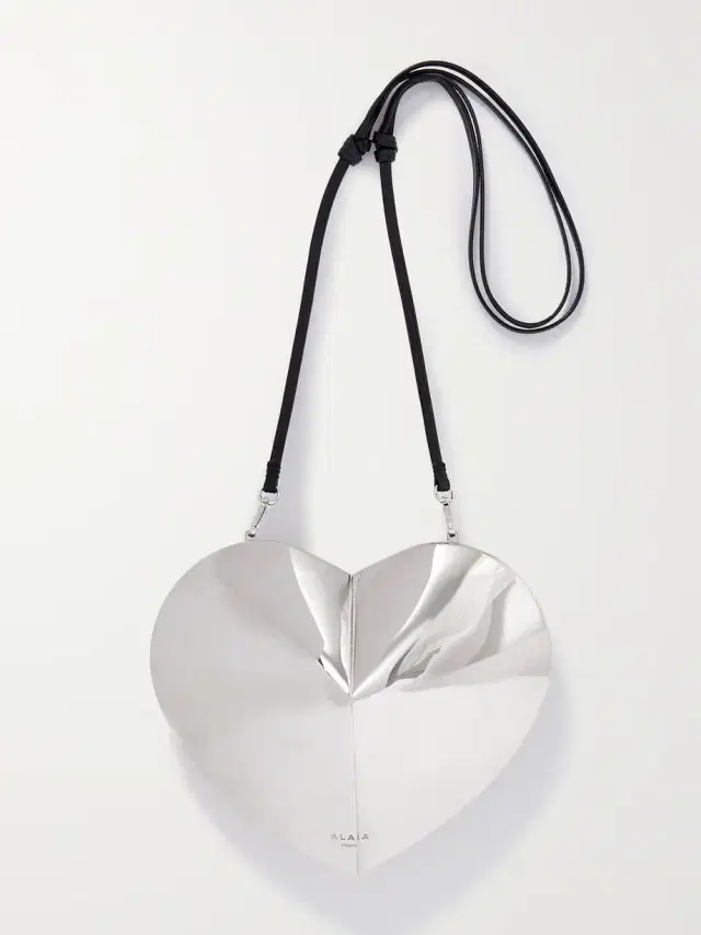Le coeur leather trimmed silver-tone metal shoulder bag